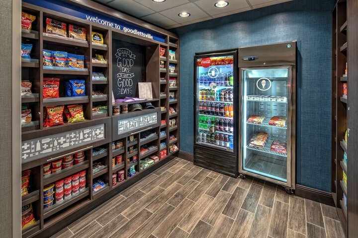 Snack bar