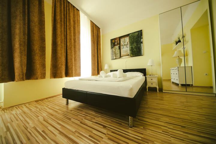 Room 19 of 26