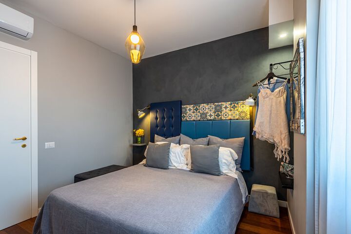 Room 4 of 41