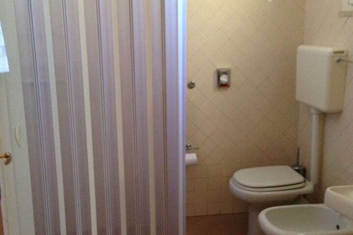 Room 12 of 56