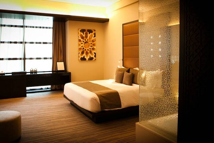 Room 10 of 63