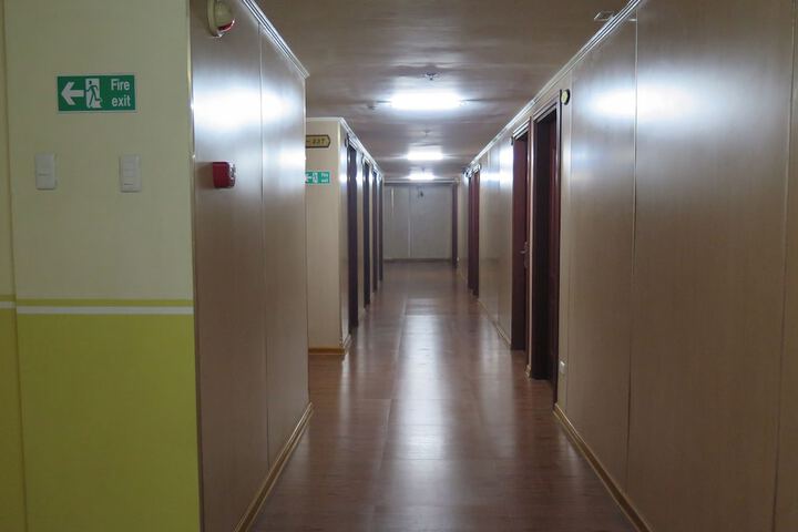 Ballroom/Hall 31 of 36
