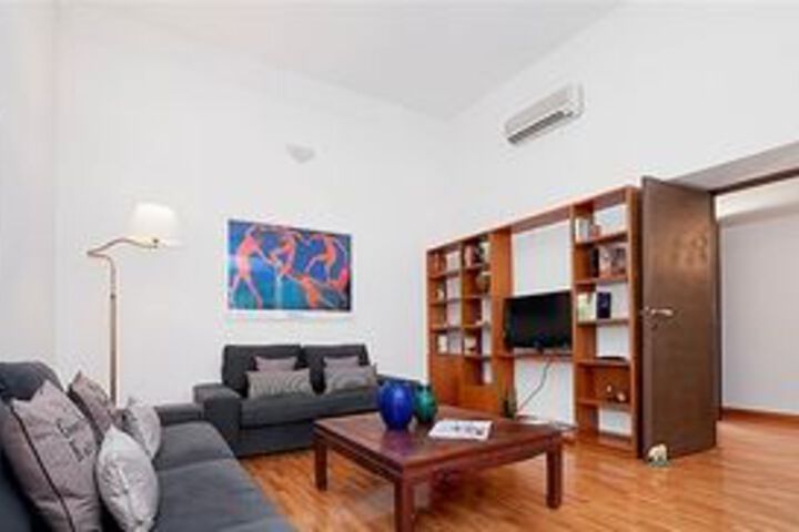Room 194 of 209