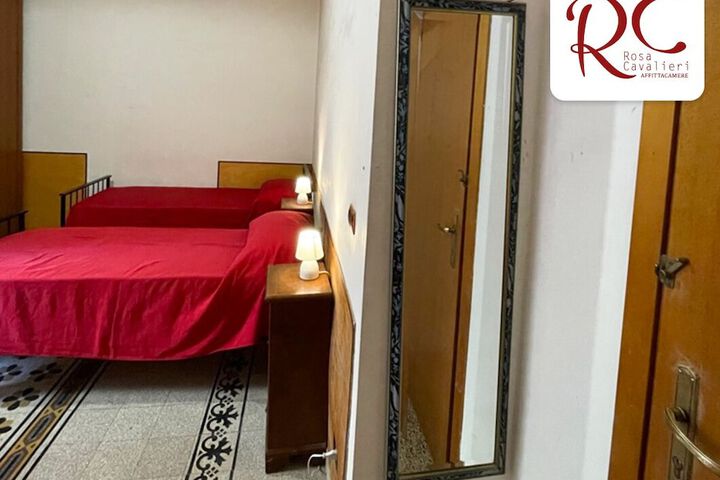 Room 8 of 20
