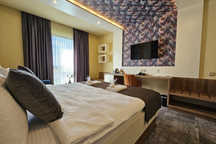 Room 21 of 57