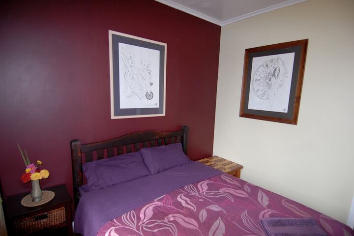 Room 3 of 41