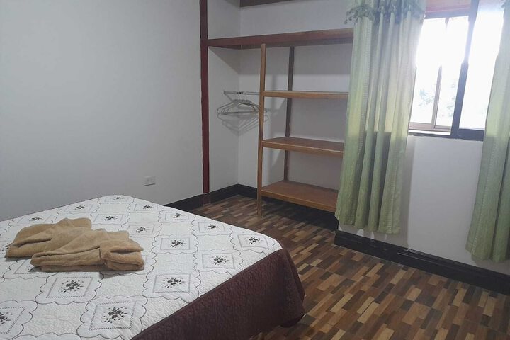 Room 4 of 65