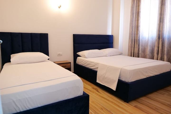 Room 6 of 43