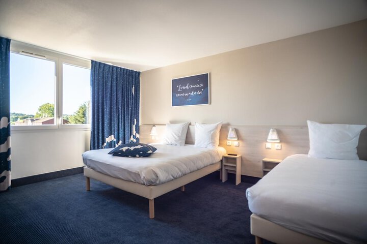 Room 21 of 36