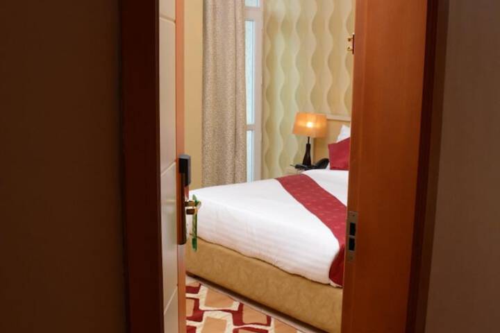 Room 13 of 43