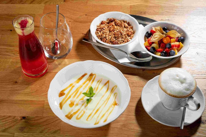 Dining 50 of 70