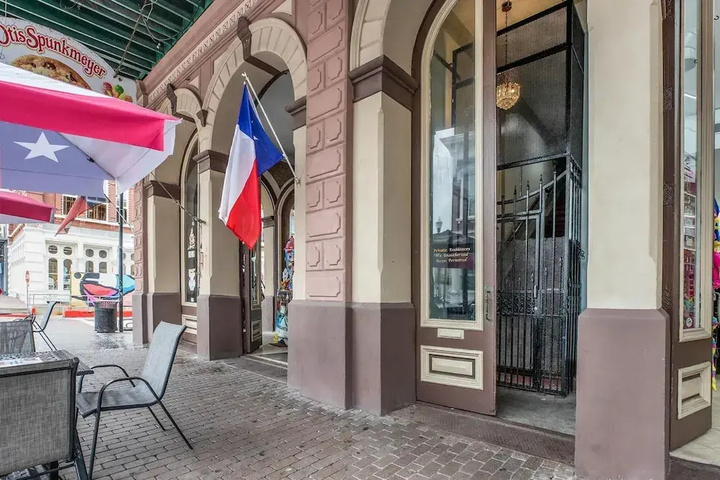 Photo of Galveston Historic Strand Loft 201