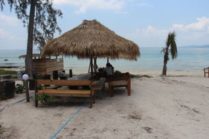 Beach 18 of 64