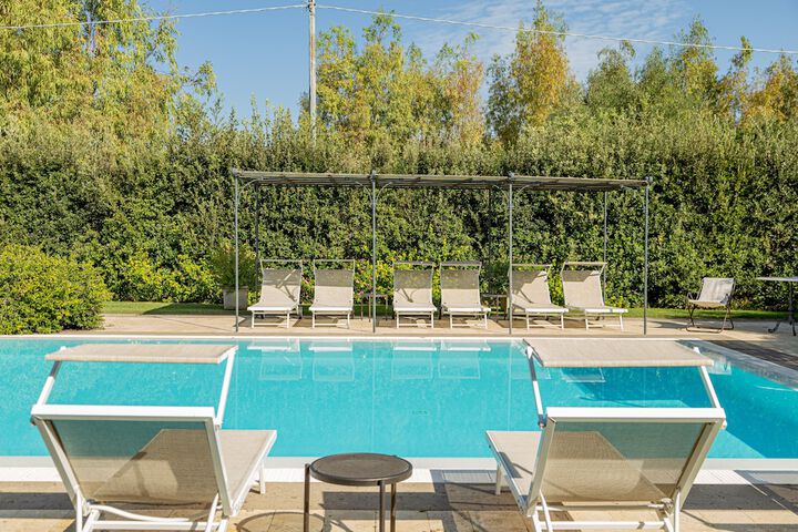 Pool 34 of 52