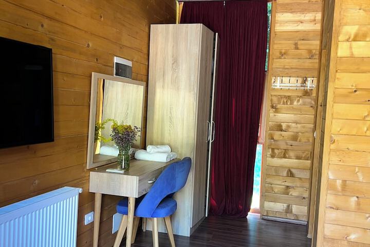 Room 15 of 63