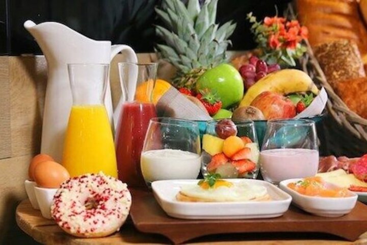 Breakfast/Coffee Service 78 of 92