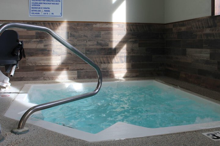 Hotel Pool