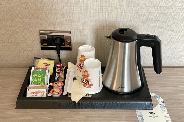 Breakfast/Coffee Service 38 of 62