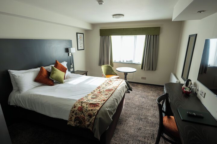 Room 26 of 61