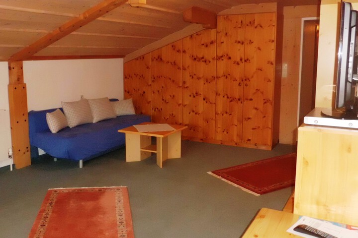 Room 40 of 106