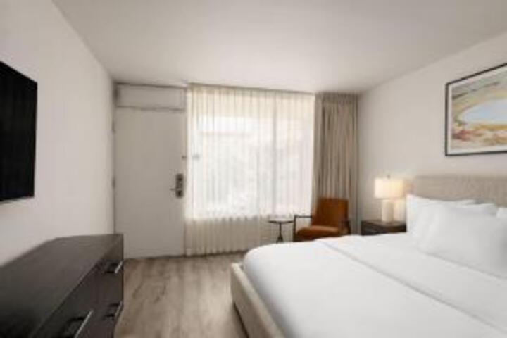 Room 21 of 23