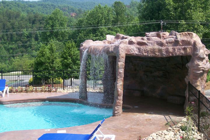 Hotel Pool