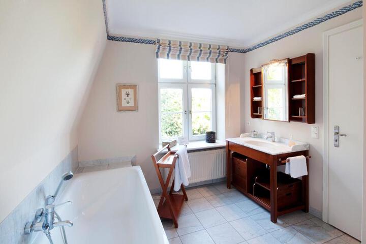 General 22 of 59
