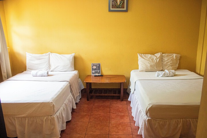 Room 6 of 78