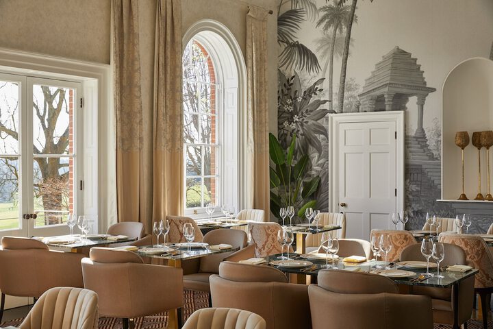 Dining 83 of 102