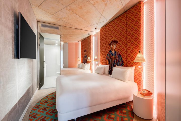 Room 47 of 107