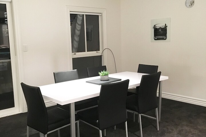 Room 33 of 129