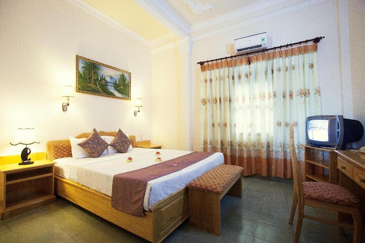 Room 18 of 60