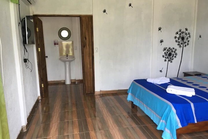 Room 4 of 24