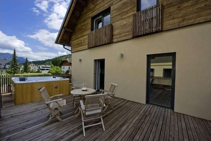 Terrace/Patio 19 of 42