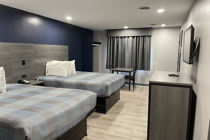 2 Double Beds (2 of 8)