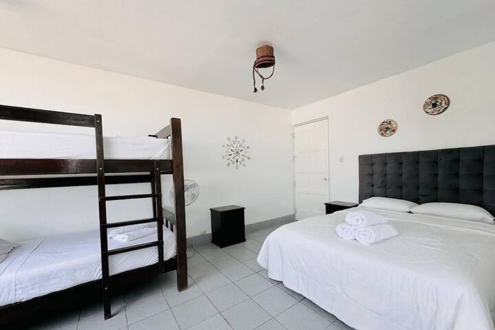 Room 3 of 9