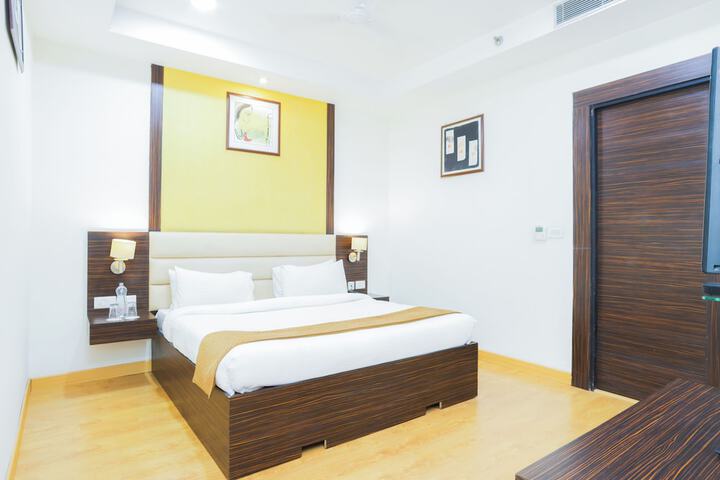 Room 20 of 80
