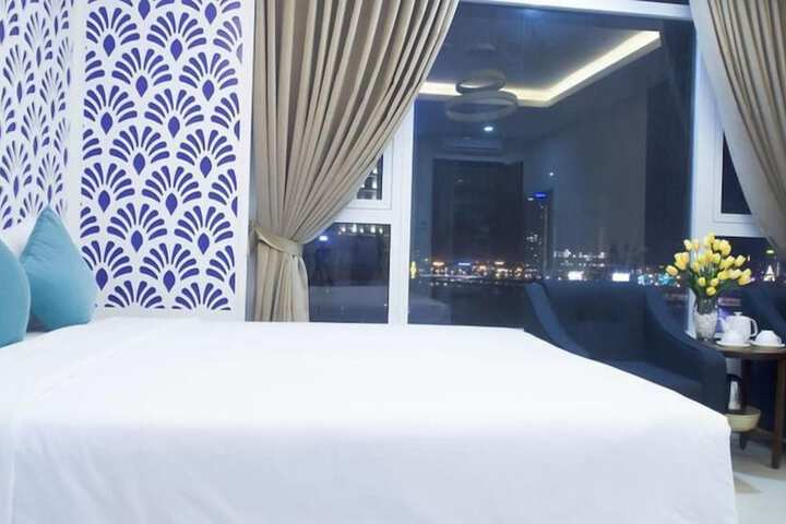 Room 15 of 50