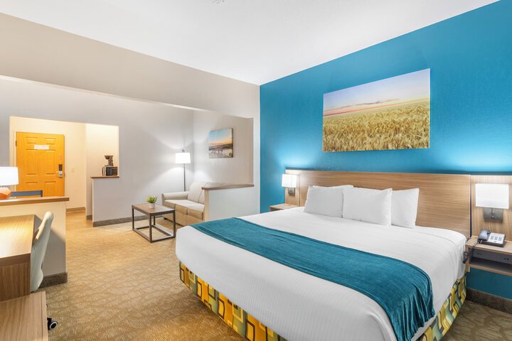 Room 12 of 41