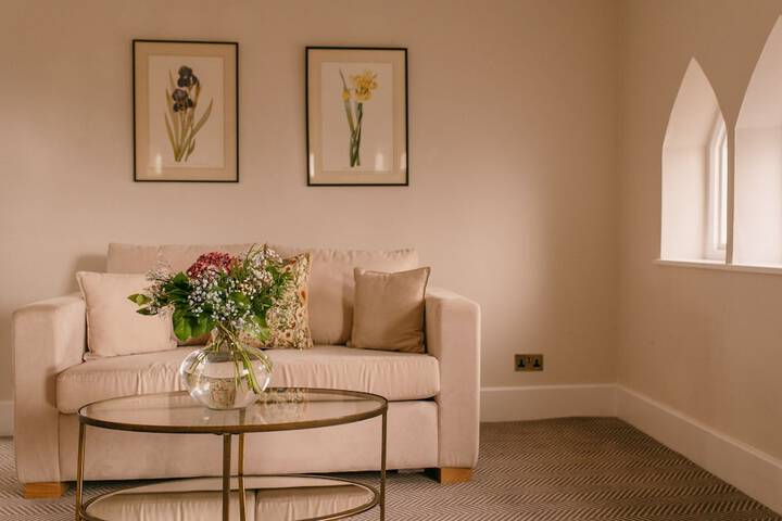 Room 26 of 100