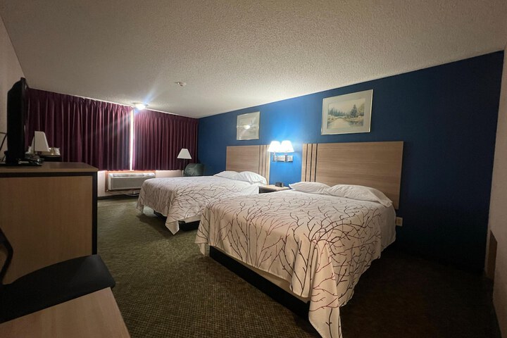 Room 30 of 43