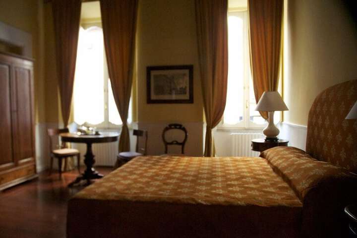 Room 17 of 44