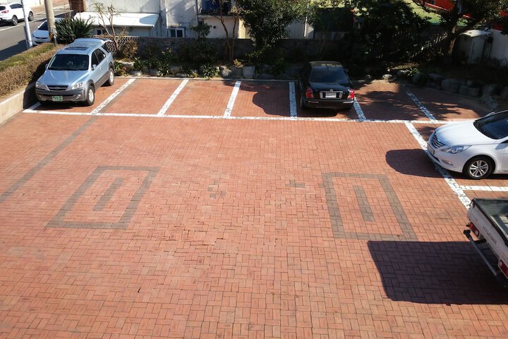 Property Grounds 40 of 47
