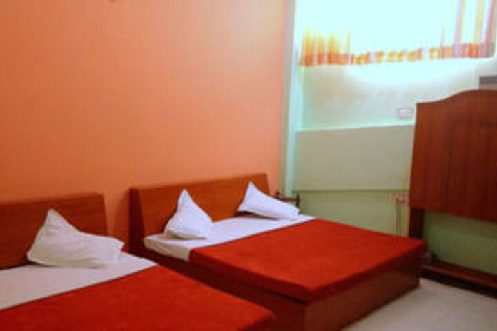 Room 15 of 20