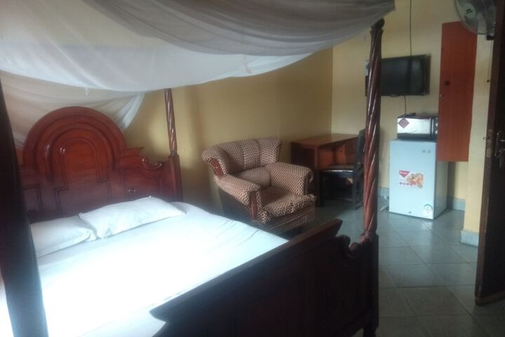 Riversand hotel with Lake viewsAccra street,Kisumu,Kenya