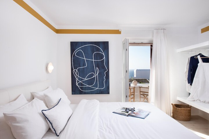Room 25 of 92