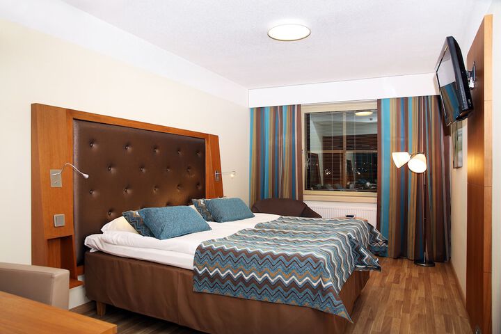 Room 7 of 51