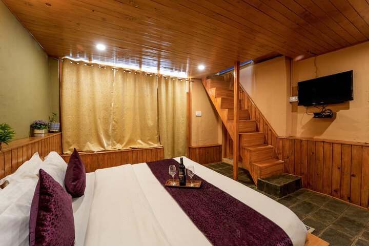 Room 20 of 37