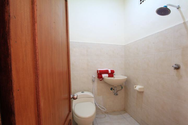 Room 19 of 37