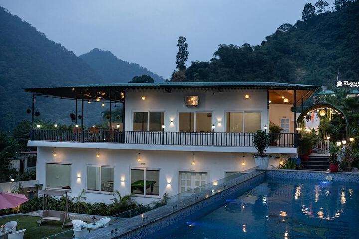 Pool 6 of 16